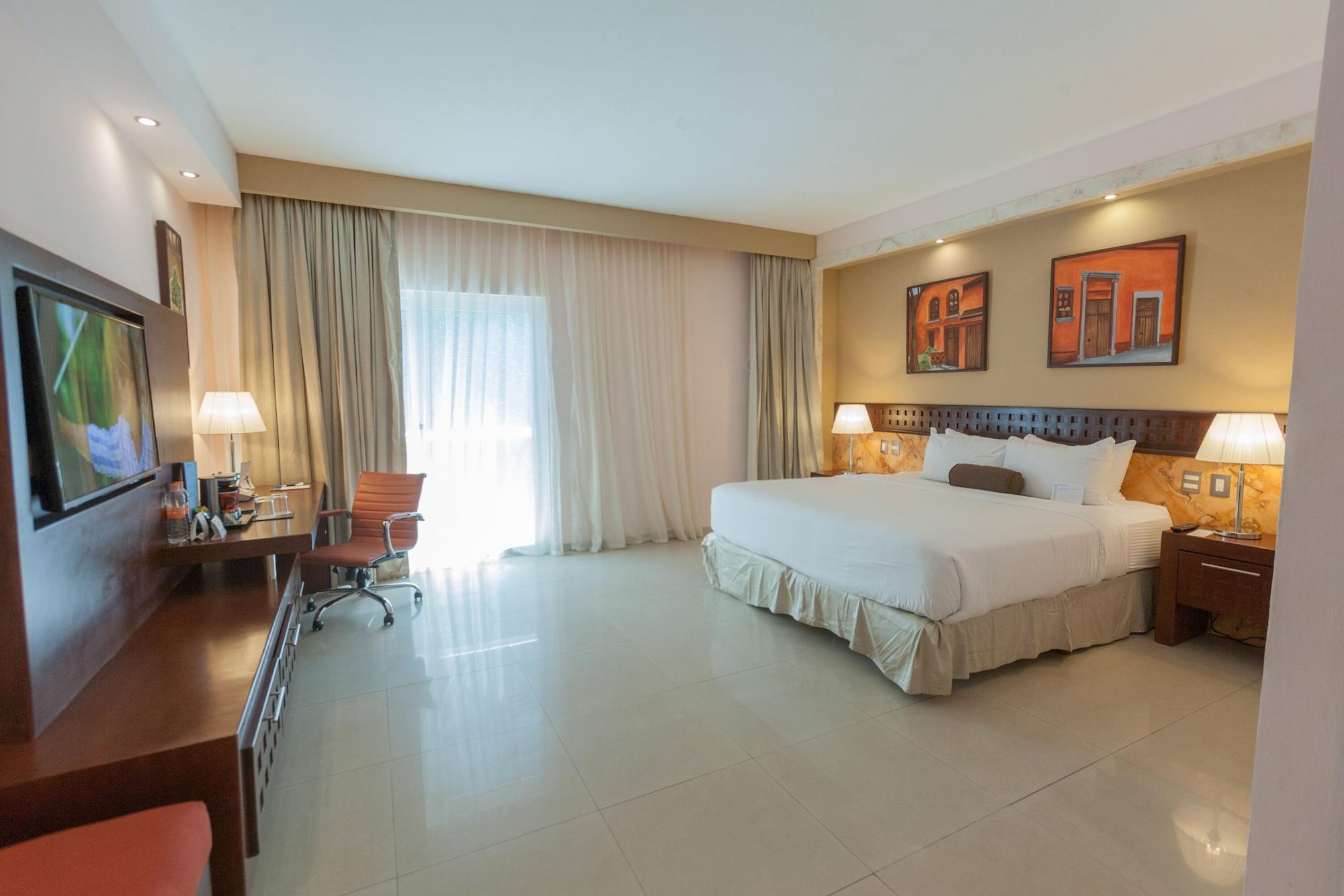 Wyndham Mérida Exterior foto