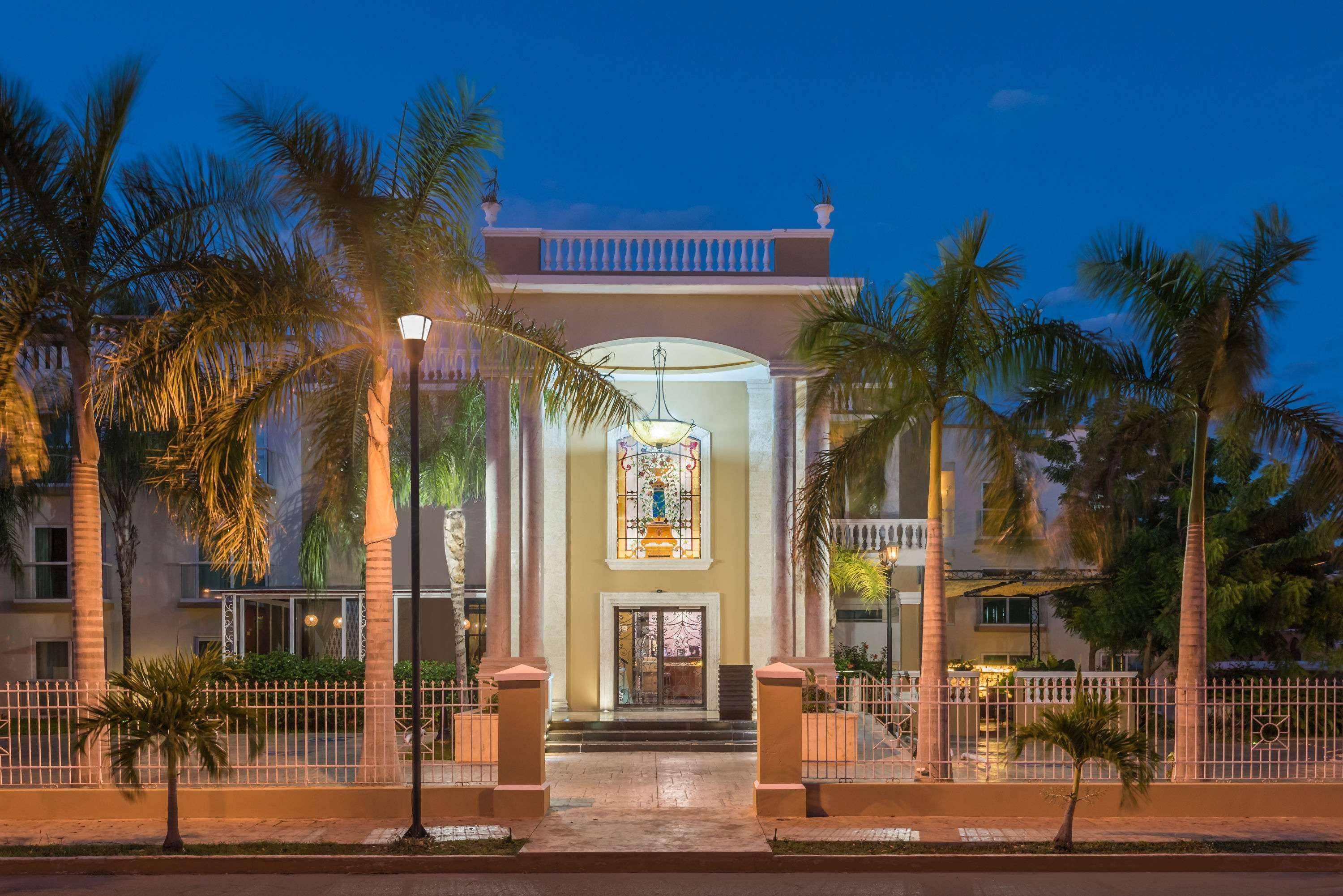 Wyndham Mérida Exterior foto